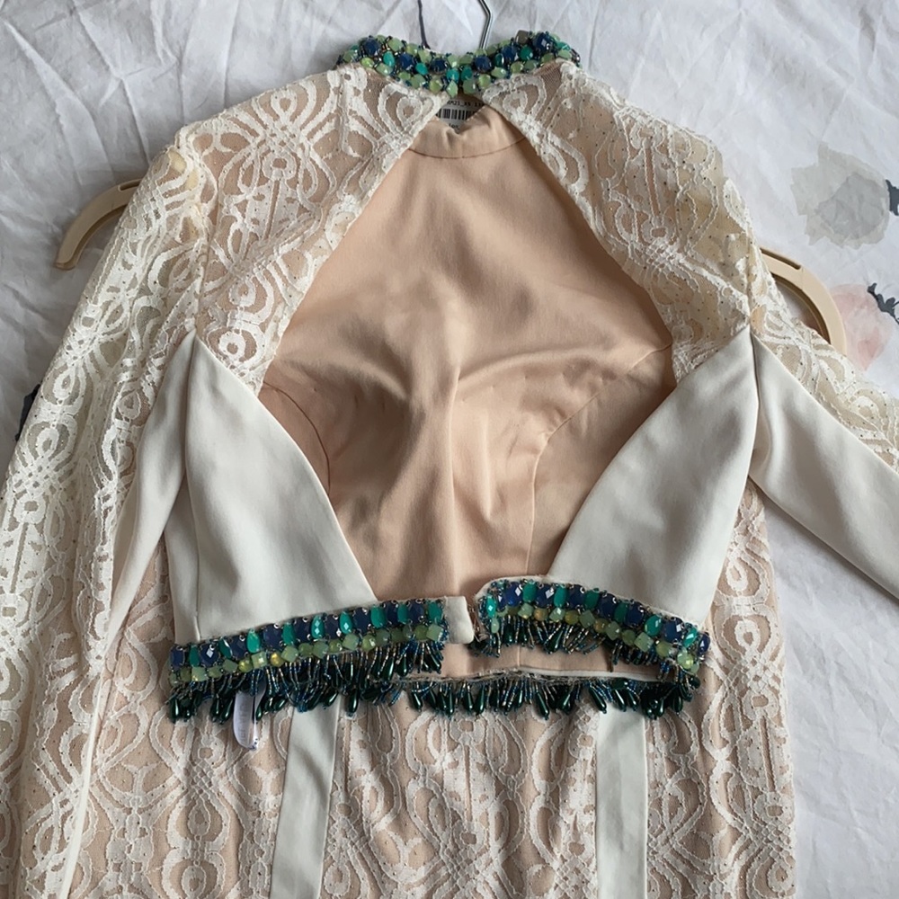 Two Piece Set - image 8